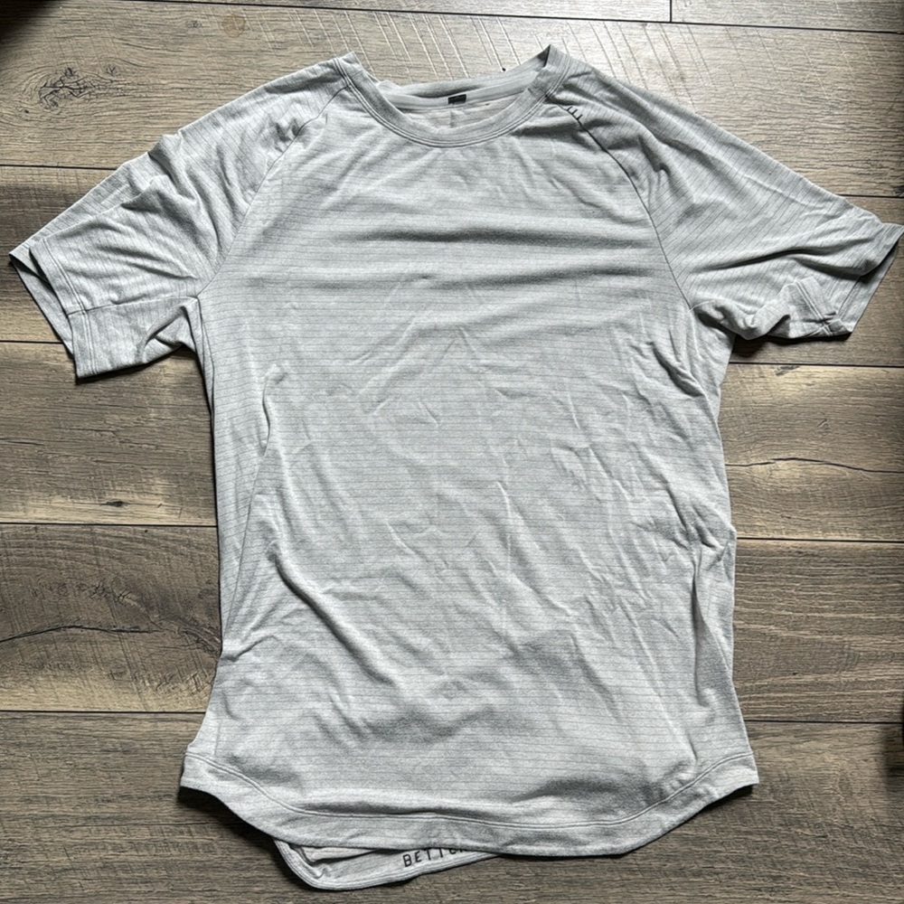 Lululemon Athletica DrySense SS